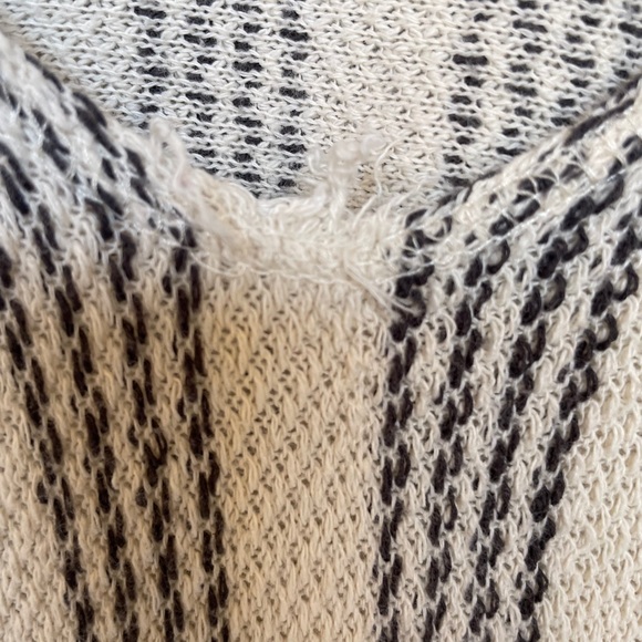 Billabong Size Small Striped Hoodie - Picture 3 of 7